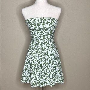 Abercrombie & Fitch Green and White Strapless Linen Sundress